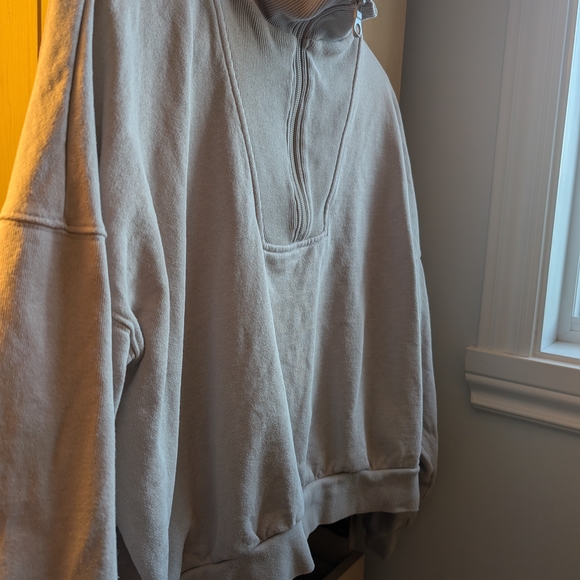 H&M Beige Pullover - Picture 4 of 5